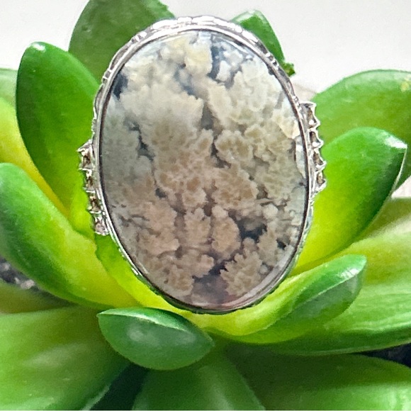 Vintage Moss Agate Sterling Silver Ring - Picture 2 of 12